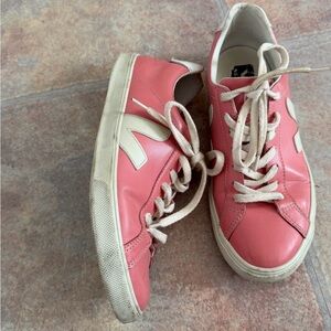 Veja Esplar Women's Pink Leather Sneakers